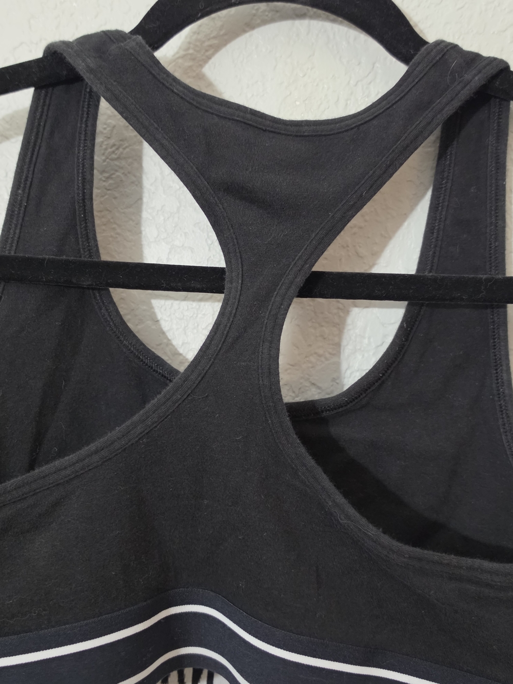 Victoria's Secret PINK Black and White Racerback Sports Bra Womens Small - Picture 4 of 5
